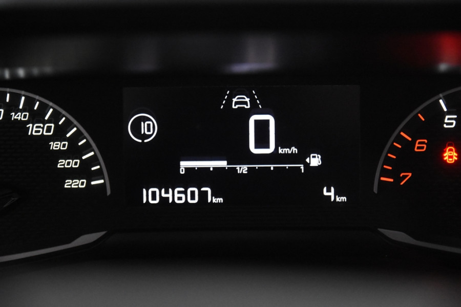Peugeot 208 1.2 *1ste Eigenaar*DAB*Cruise Control* Peugeot 208 1.2 *1ste Eigenaar*DAB*Cruise Control*