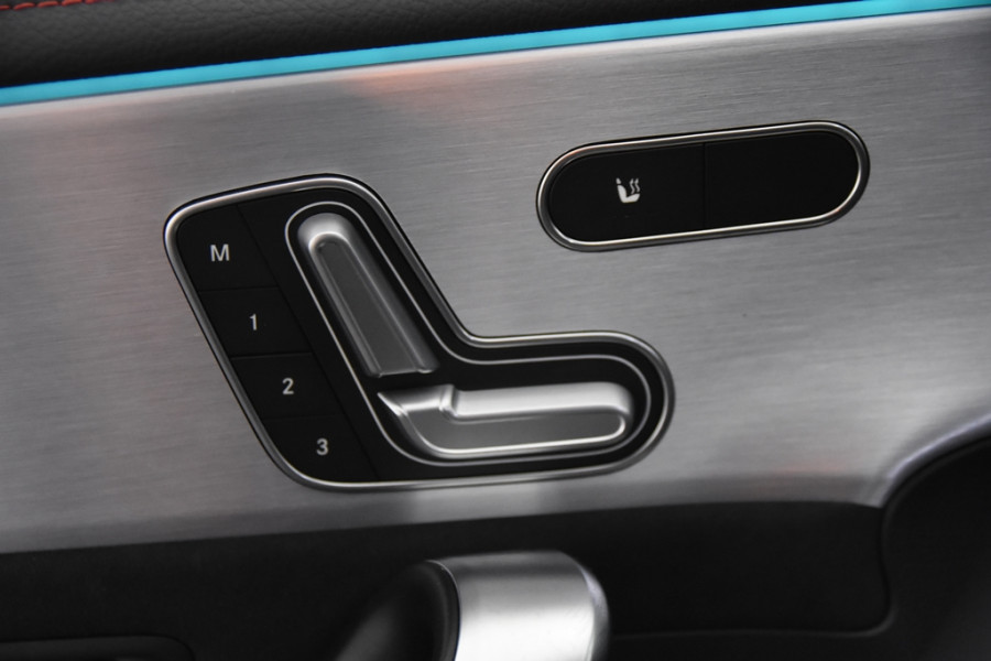 Mercedes-Benz CLA-Klasse Shooting Brake 250 e Business Solution AMG Line *1ste eigenaar*Full Options*