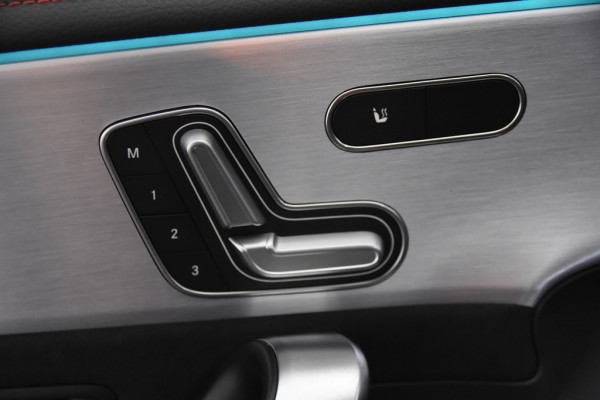 Mercedes-Benz CLA-Klasse Shooting Brake 250 e Business Solution AMG Line *1ste eigenaar*Full Options*