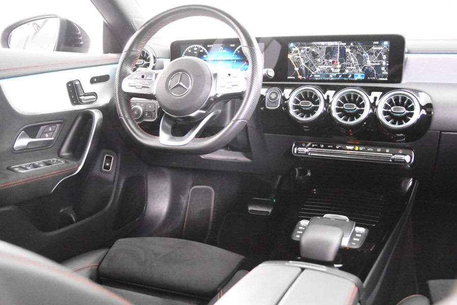 Mercedes-Benz CLA-Klasse Shooting Brake 250 e Business Solution AMG Line *1ste eigenaar*Full Options*