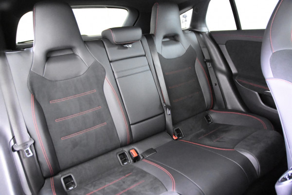 Mercedes-Benz CLA-Klasse Shooting Brake 250 e Business Solution AMG Line *1ste eigenaar*Full Options*