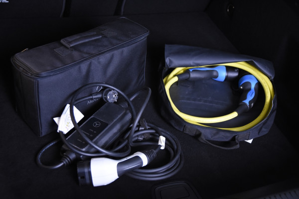 Mercedes-Benz CLA-Klasse Shooting Brake 250 e Business Solution AMG Line *1ste eigenaar*Full Options*