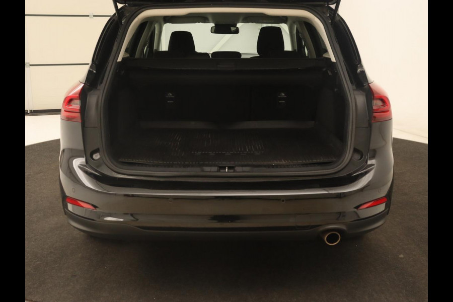 Ford Focus 1.0 EcoBoost Hybrid Titanium | Automaat | Carplay | Keyless | Navigatie | Climate control | Full LED | Parkeerhulp | Cruise control | DAB Ford Focus 1.0 EcoBoost Hybrid Titanium | Automaat | Carplay | Keyless | Navigatie | Climate control | Full LED | Parkeerhulp | Cruise control | DAB