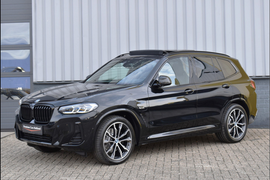 BMW X3 xDrive30e M-Sport Pakket 292 Pk Pano Trekhaak Laser Led Keyless Leder 20 Inch