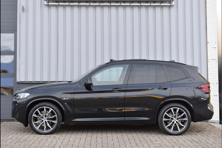 BMW X3 xDrive30e M-Sport Pakket 292 Pk Pano Trekhaak Laser Led Keyless Leder 20 Inch