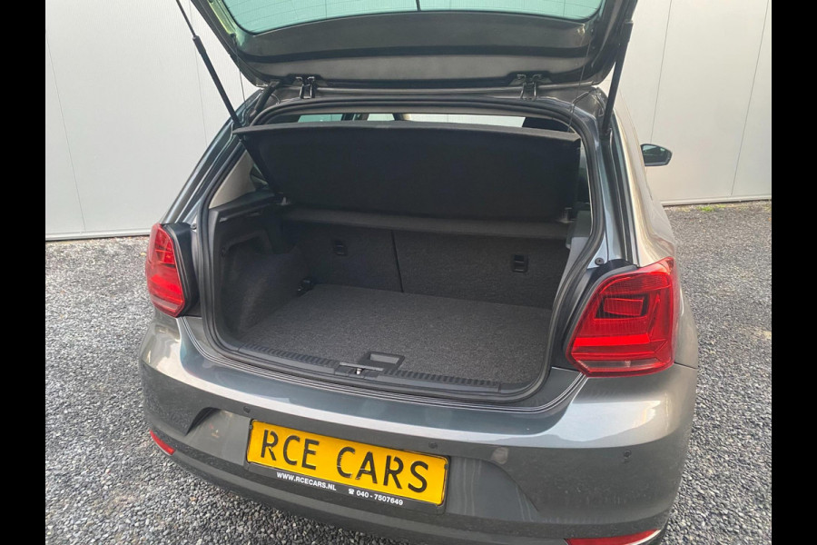 Volkswagen Polo 1.0 Comfortline Allstar Navigatie Parkpilot Cruisecontr Clima Stoelverw KM : 57.000 !!!