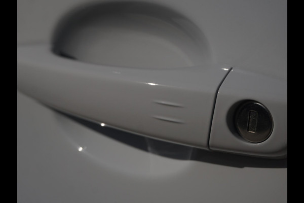 Opel Vivaro Electric 75 kWh Dubbele Cabine | 2x schuifdeur | 0% rente | 8 jaar garantie | Dynamic Surround View Pakket| Comfort Pakket | Exterieur Pakket | Winterpakket | Apple Carplay | rondom zicht camera's | LM velgen | Dodehoek detectie | parkeersensoren voor & achter | betimmering | rijklaarprijs Opel Vivaro Electric 75 kWh Dubbele Cabine | 2x schuifdeur | 0% rente | 8 jaar garantie | Dynamic Surround View Pakket| Comfort Pakket | Exterieur Pakket | Winterpakket | Apple Carplay | rondom zicht camera's | LM velgen | Dodehoek detectie | parkeersensoren voor & achter | betimmering | rijklaarprijs
