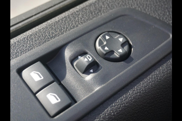 Opel Vivaro Electric 75 kWh Dubbele Cabine | 2x schuifdeur | 0% rente | 8 jaar garantie | Dynamic Surround View Pakket| Comfort Pakket | Exterieur Pakket | Winterpakket | Apple Carplay | rondom zicht camera's | LM velgen | Dodehoek detectie | parkeersensoren voor & achter | betimmering | rijklaarprijs Opel Vivaro Electric 75 kWh Dubbele Cabine | 2x schuifdeur | 0% rente | 8 jaar garantie | Dynamic Surround View Pakket| Comfort Pakket | Exterieur Pakket | Winterpakket | Apple Carplay | rondom zicht camera's | LM velgen | Dodehoek detectie | parkeersensoren voor & achter | betimmering | rijklaarprijs