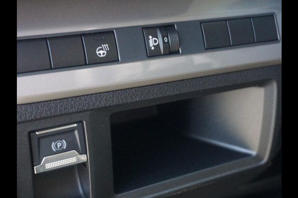 Opel Vivaro Electric 75 kWh Dubbele Cabine | 2x schuifdeur | 0% rente | 8 jaar garantie | Dynamic Surround View Pakket| Comfort Pakket | Exterieur Pakket | Winterpakket | Apple Carplay | rondom zicht camera's | LM velgen | Dodehoek detectie | parkeersensoren voor & achter | betimmering | rijklaarprijs Opel Vivaro Electric 75 kWh Dubbele Cabine | 2x schuifdeur | 0% rente | 8 jaar garantie | Dynamic Surround View Pakket| Comfort Pakket | Exterieur Pakket | Winterpakket | Apple Carplay | rondom zicht camera's | LM velgen | Dodehoek detectie | parkeersensoren voor & achter | betimmering | rijklaarprijs
