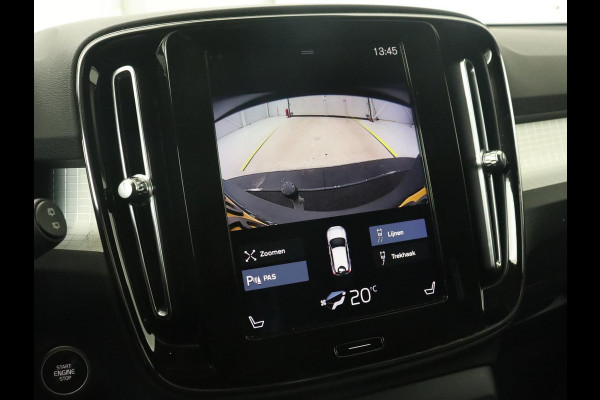 Volvo XC40 2.0 D3 Momentum | Trekhaak | Stoelverwarming | Harman/Kardon | Camera | Navigatie | Full LED | Getint glas | Parkeerhulp Volvo XC40 2.0 D3 Momentum | Trekhaak | Stoelverwarming | Harman/Kardon | Camera | Navigatie | Full LED | Getint glas | Parkeerhulp