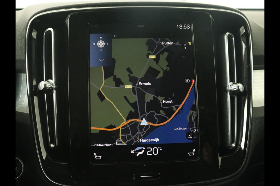 Volvo XC40 2.0 D3 Momentum | Trekhaak | Stoelverwarming | Harman/Kardon | Camera | Navigatie | Full LED | Getint glas | Parkeerhulp Volvo XC40 2.0 D3 Momentum | Trekhaak | Stoelverwarming | Harman/Kardon | Camera | Navigatie | Full LED | Getint glas | Parkeerhulp