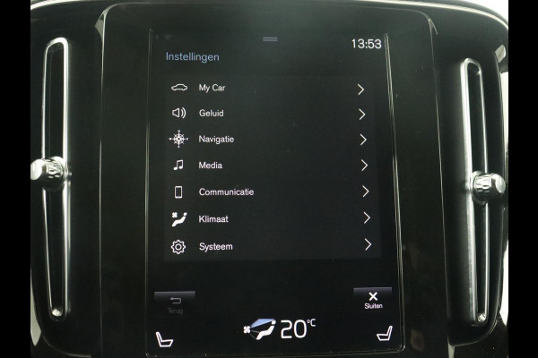 Volvo XC40 2.0 D3 Momentum | Trekhaak | Stoelverwarming | Harman/Kardon | Camera | Navigatie | Full LED | Getint glas | Parkeerhulp Volvo XC40 2.0 D3 Momentum | Trekhaak | Stoelverwarming | Harman/Kardon | Camera | Navigatie | Full LED | Getint glas | Parkeerhulp