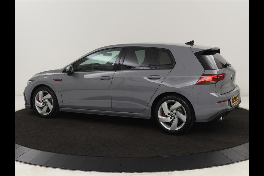 Volkswagen Golf 2.0 TSI GTI | Carplay | Sfeerverlichting | LED Plus | Sportstoelen | Parkeerhulp | Cruise control | Digital Cockpit | Climate control