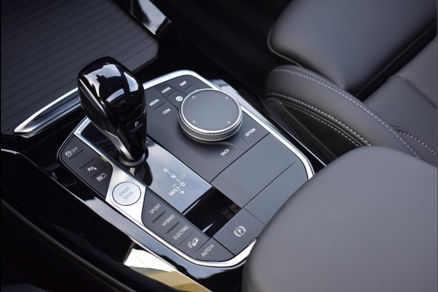 BMW X3 xDrive30e M-Sport Pakket 292 Pk Pano Trekhaak Laser Led Keyless Leder 20 Inch