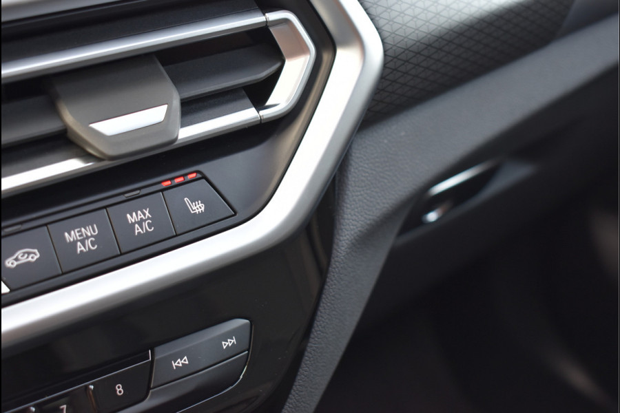 BMW X3 xDrive30e M-Sport Pakket 292 Pk Pano Trekhaak Laser Led Keyless Leder 20 Inch