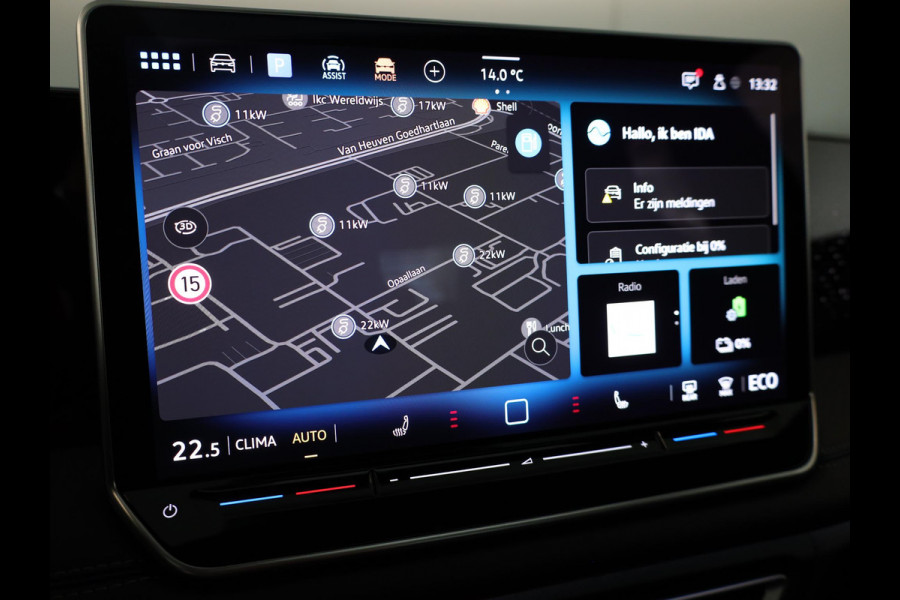 Volkswagen Tiguan 1.5 eHybrid R-Line Edition 272 PK PHEV | Verlengde garantie | Panorama dak | Trekhaak | Black Style | Matrix koplampen |  Assistance pakket plus | Volkswagen Tiguan 1.5 eHybrid R-Line Edition 272 PK PHEV | Verlengde garantie | Panorama dak | Trekhaak | Black Style | Matrix koplampen |  Assistance pakket plus |