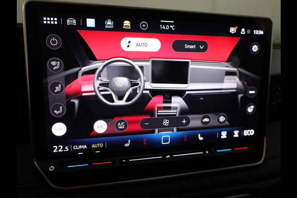 Volkswagen Tiguan 1.5 eHybrid R-Line Edition 272 PK PHEV | Verlengde garantie | Panorama dak | Trekhaak | Black Style | Matrix koplampen |  Assistance pakket plus | Volkswagen Tiguan 1.5 eHybrid R-Line Edition 272 PK PHEV | Verlengde garantie | Panorama dak | Trekhaak | Black Style | Matrix koplampen |  Assistance pakket plus |
