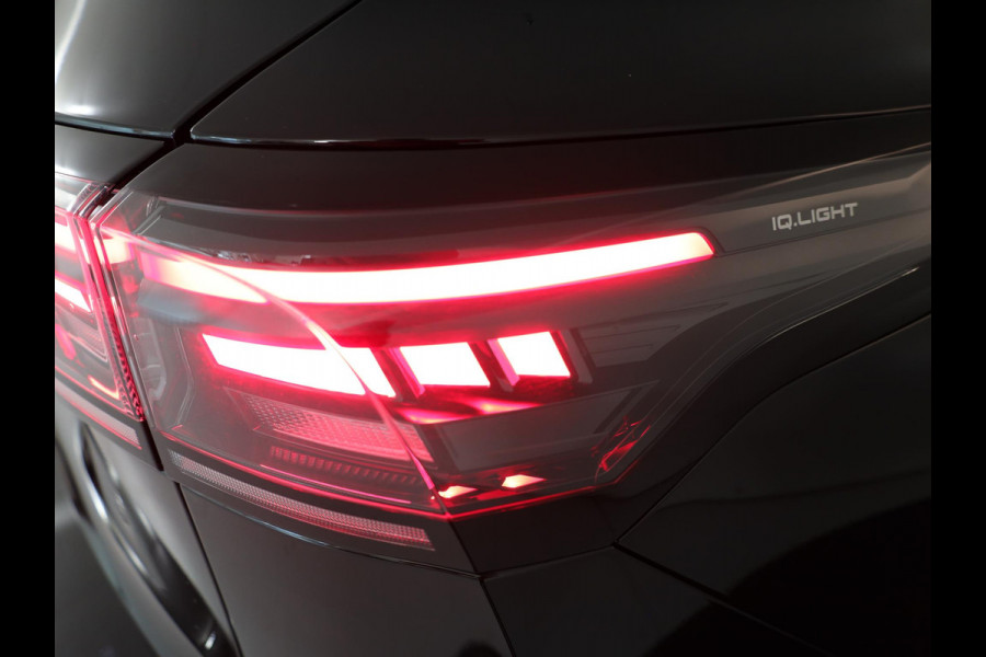 Volkswagen Tiguan 1.5 eHybrid R-Line Edition 272 PK PHEV | Verlengde garantie | Panorama dak | Trekhaak | Black Style | Matrix koplampen |  Assistance pakket plus | Volkswagen Tiguan 1.5 eHybrid R-Line Edition 272 PK PHEV | Verlengde garantie | Panorama dak | Trekhaak | Black Style | Matrix koplampen |  Assistance pakket plus |