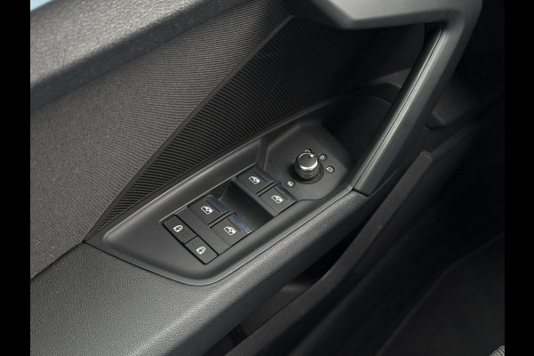 Audi A3 Sportback 30 TFSI Aut. Advanced ed. | Virtual | ALU | Navi | ECC | Carplay |