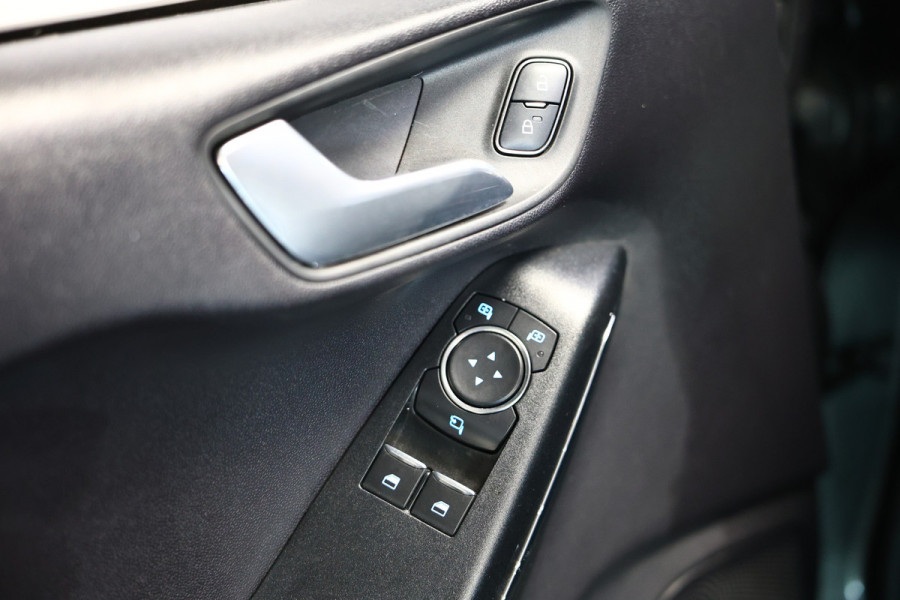 Ford Fiesta 1.0 EcoBoost Titanium Airco Carplay Camera Stoel+StuurVW PARKass. '18