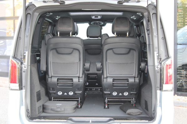 Mercedes-Benz Eqv 300 L2 / AMG / New Model / bj2025 / 7-Persoons / Panorama / Led / Electr Stoelen / Vol Opties / NIEUW!! Mercedes-Benz Eqv 300 L2 / AMG / New Model / bj2025 / 7-Persoons / Panorama / Led / Electr Stoelen / Vol Opties / NIEUW!!