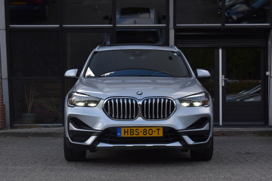 BMW X1 xDrive25i High Executive Pano ACC Camera BMW X1 xDrive25i High Executive Pano ACC Camera