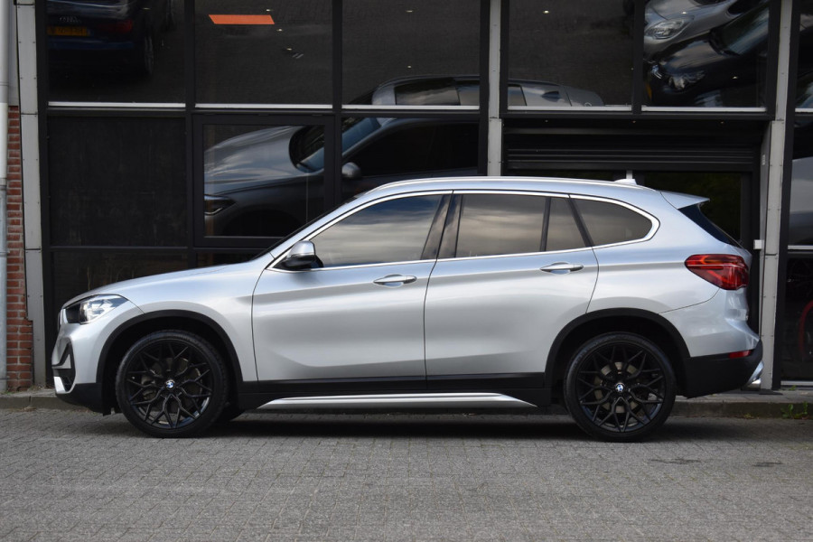 BMW X1 xDrive25i High Executive Pano ACC Camera BMW X1 xDrive25i High Executive Pano ACC Camera