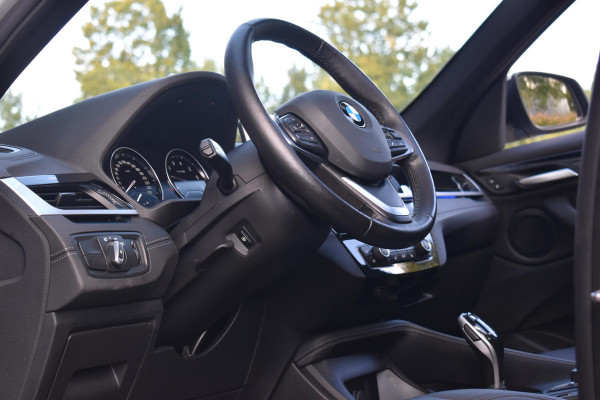 BMW X1 xDrive25i High Executive Pano ACC Camera BMW X1 xDrive25i High Executive Pano ACC Camera