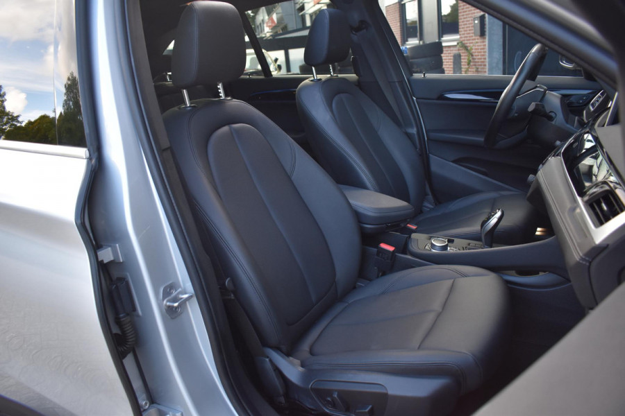 BMW X1 xDrive25i High Executive Pano ACC Camera BMW X1 xDrive25i High Executive Pano ACC Camera