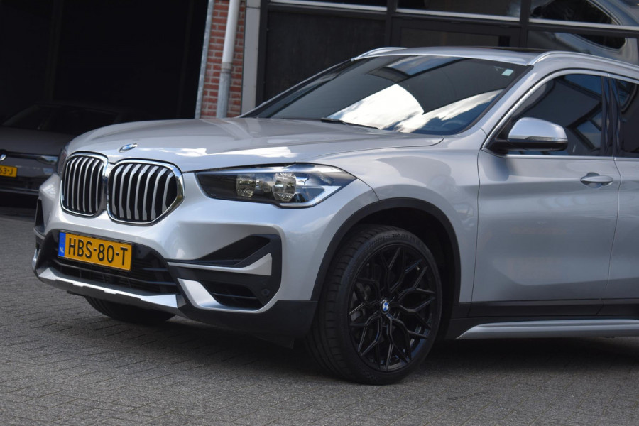 BMW X1 xDrive25i High Executive Pano ACC Camera BMW X1 xDrive25i High Executive Pano ACC Camera