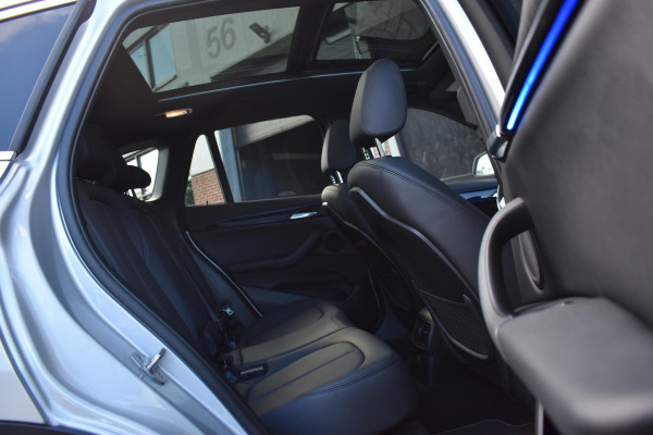 BMW X1 xDrive25i High Executive Pano ACC Camera BMW X1 xDrive25i High Executive Pano ACC Camera