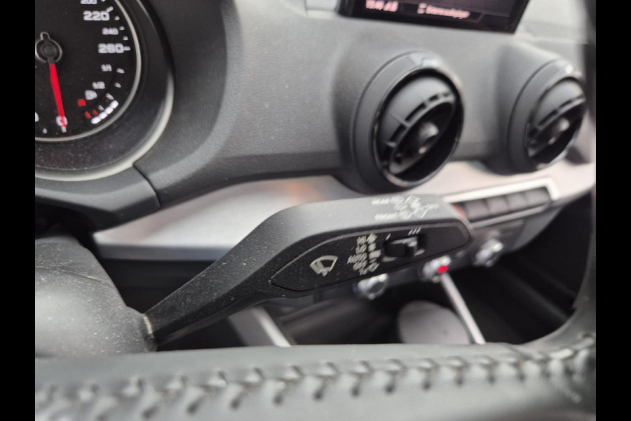 Audi Q2 1.0 TFSI Sport Pro Line | automaat | navigatie | PDC | sportstoelen | cruise control | dealer onderhouden Audi Q2 1.0 TFSI Sport Pro Line | automaat | navigatie | PDC | sportstoelen | cruise control | dealer onderhouden