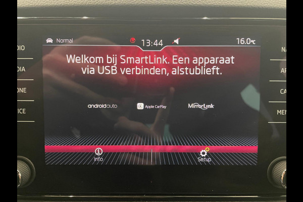 Škoda Karoq 1.5 TSI DSG Sportline Navigatie Apple Carplay/Android Auto Camera Parkeersensoren Cruise Control Elektrische achterklep Stoelverwarming Virtual Cockpit Climate Control Lichtmetalen velgen