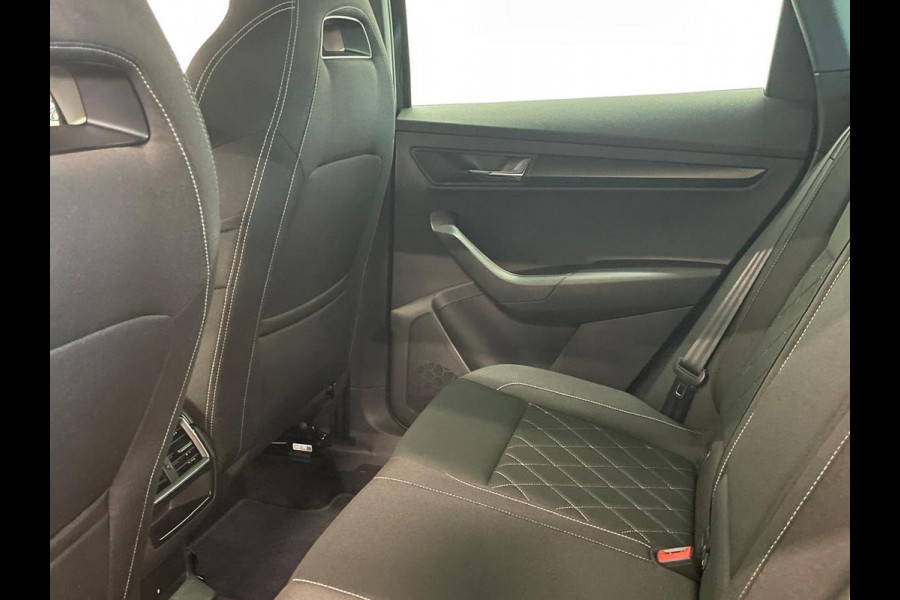 Škoda Karoq 1.5 TSI DSG Sportline Navigatie Apple Carplay/Android Auto Camera Parkeersensoren Cruise Control Elektrische achterklep Stoelverwarming Virtual Cockpit Climate Control Lichtmetalen velgen