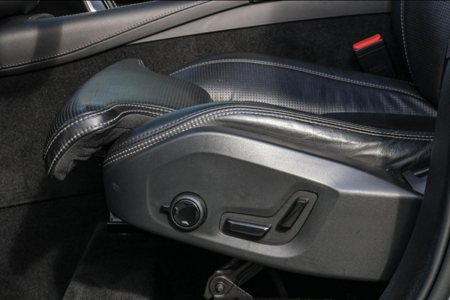 Volvo XC90 2.0 T8 Recharge AWD R-Design - PANO - TREKHAAK - BOWERS WILKINS Volvo XC90 2.0 T8 Recharge AWD R-Design - PANO - TREKHAAK - BOWERS WILKINS