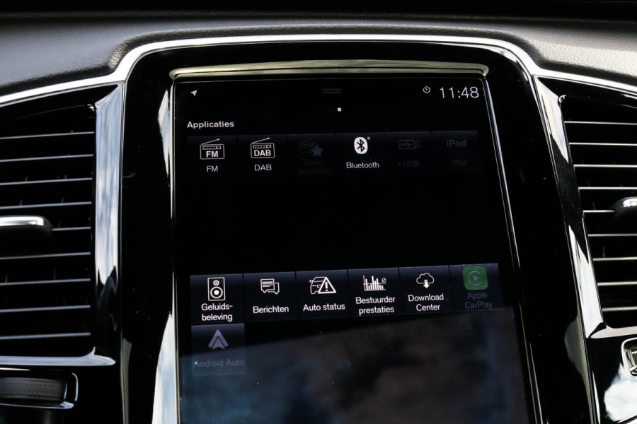 Volvo XC90 2.0 T8 Recharge AWD R-Design - PANO - TREKHAAK - BOWERS WILKINS Volvo XC90 2.0 T8 Recharge AWD R-Design - PANO - TREKHAAK - BOWERS WILKINS