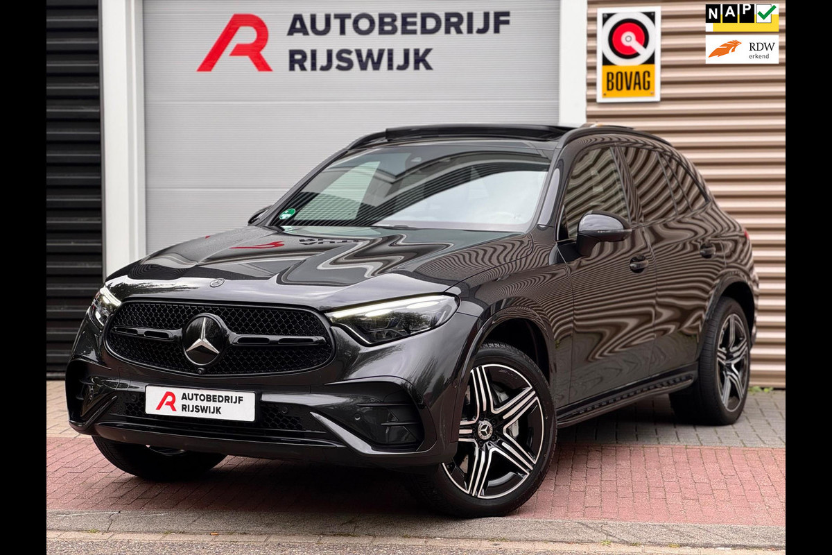 Mercedes-Benz GLC 300e 4MATIC AMG Line Pano/Memory/360/Massage Mercedes-Benz GLC 300e 4MATIC AMG Line Pano/Memory/360/Massage