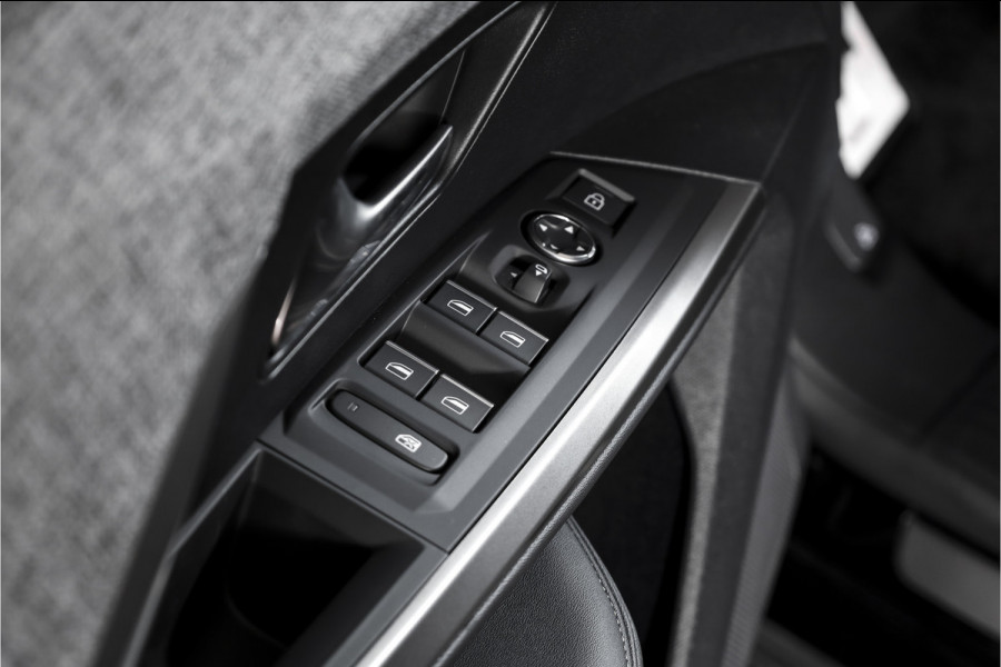 Peugeot 3008 1.2 Hybrid 145 GT | Dig. Cockpit | Adapt. Cruise | Stoel-+stuurverw. | PDC | Camera | NAV+App. Connect | ECC | 19" LM | 6129