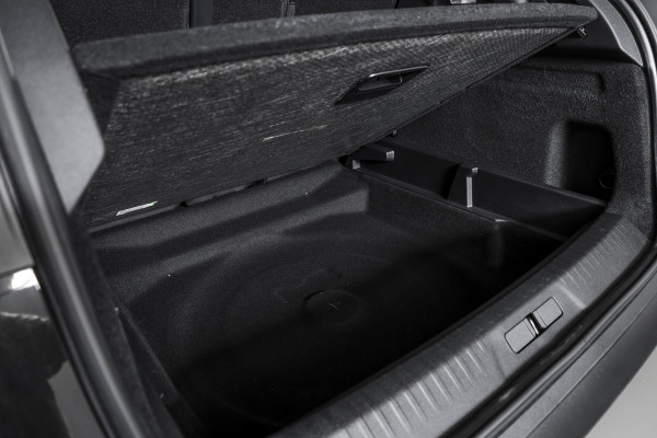 Peugeot 3008 1.2 Hybrid 145 GT | Dig. Cockpit | Adapt. Cruise | Stoel-+stuurverw. | PDC | Camera | NAV+App. Connect | ECC | 19" LM | 6129