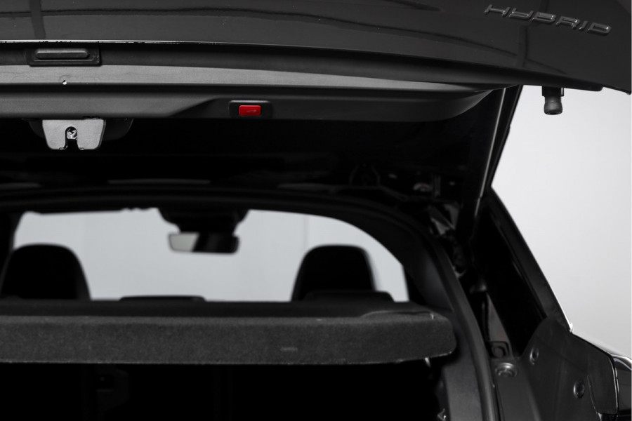 Peugeot 3008 1.2 Hybrid 145 GT | Dig. Cockpit | Adapt. Cruise | Stoel-+stuurverw. | PDC | Camera | NAV+App. Connect | ECC | 19" LM | 6129