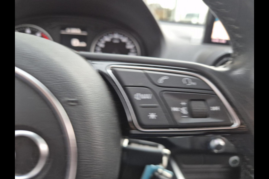 Audi Q2 1.0 TFSI Sport Pro Line | automaat | navigatie | PDC | sportstoelen | cruise control | dealer onderhouden Audi Q2 1.0 TFSI Sport Pro Line | automaat | navigatie | PDC | sportstoelen | cruise control | dealer onderhouden
