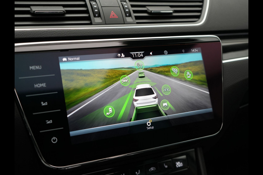 Škoda Superb Combi 1.4 TSI iV Laurin & Klement Plug In Hybrid 218pk Dealer O.H PHEV | Trekhaak Af Fabriek | Panodak | Adaptive Cruise | Lederen Sportstoelen Memory & Massage | Canton Audio | Apple Carplay | Keyless | Blis | Navigatie | Stoelen & Stuur Verwarmd | Virtual