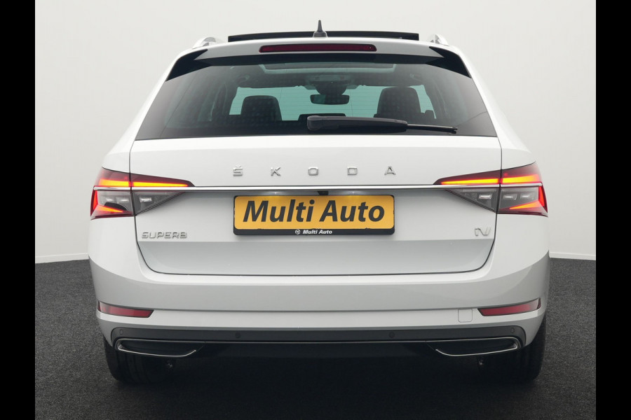 Škoda Superb Combi 1.4 TSI iV Laurin & Klement Plug In Hybrid 218pk Dealer O.H PHEV | Trekhaak Af Fabriek | Panodak | Adaptive Cruise | Lederen Sportstoelen Memory & Massage | Canton Audio | Apple Carplay | Keyless | Blis | Navigatie | Stoelen & Stuur Verwarmd | Virtual