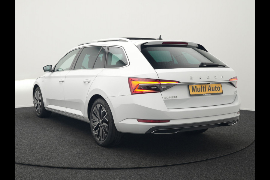 Škoda Superb Combi 1.4 TSI iV Laurin & Klement Plug In Hybrid 218pk Dealer O.H PHEV | Trekhaak Af Fabriek | Panodak | Adaptive Cruise | Lederen Sportstoelen Memory & Massage | Canton Audio | Apple Carplay | Keyless | Blis | Navigatie | Stoelen & Stuur Verwarmd | Virtual