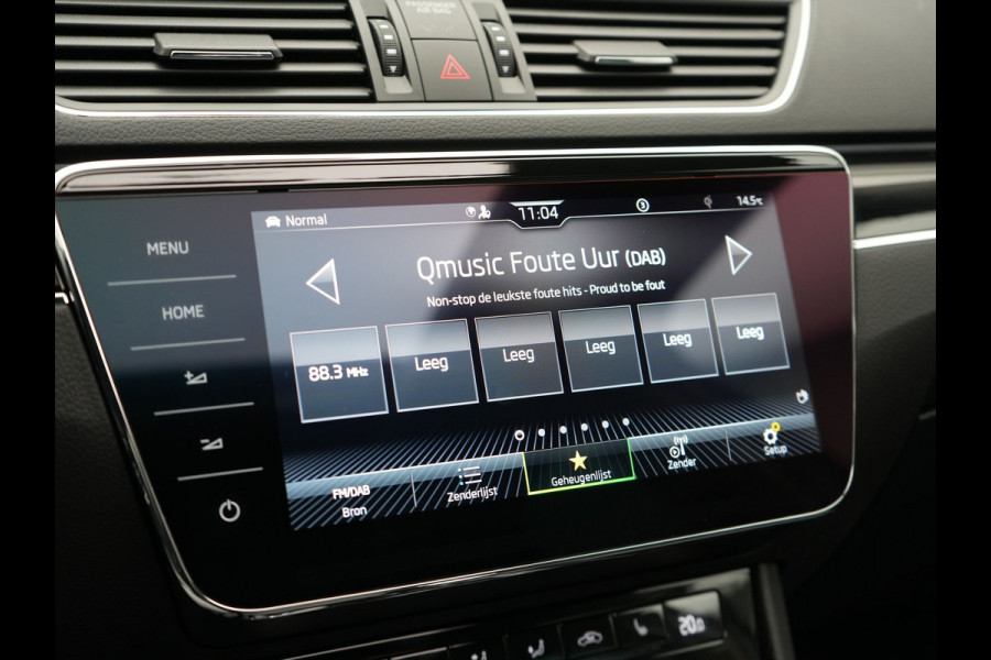Škoda Superb Combi 1.4 TSI iV Laurin & Klement Plug In Hybrid 218pk Dealer O.H PHEV | Trekhaak Af Fabriek | Panodak | Adaptive Cruise | Lederen Sportstoelen Memory & Massage | Canton Audio | Apple Carplay | Keyless | Blis | Navigatie | Stoelen & Stuur Verwarmd | Virtual