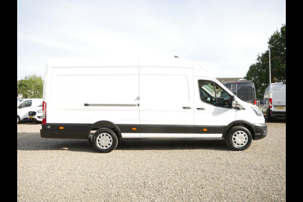 Ford Transit 2.0 TDCI 170PK, L4H3, Automaat, Airco, Trekhaak 3.500KG Ford Transit 2.0 TDCI 170PK, L4H3, Automaat, Airco, Trekhaak 3.500KG