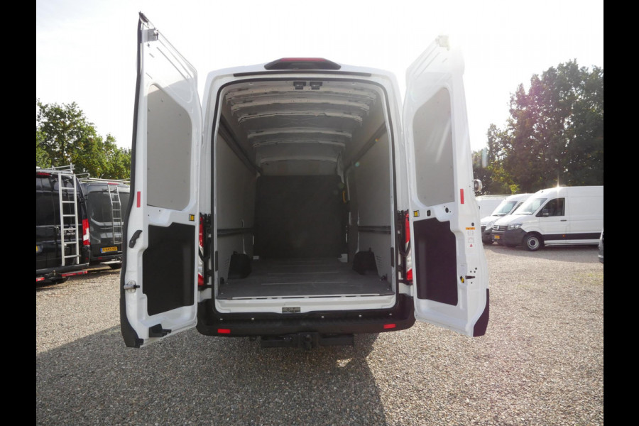 Ford Transit 2.0 TDCI 170PK, L4H3, Automaat, Airco, Trekhaak 3.500KG Ford Transit 2.0 TDCI 170PK, L4H3, Automaat, Airco, Trekhaak 3.500KG