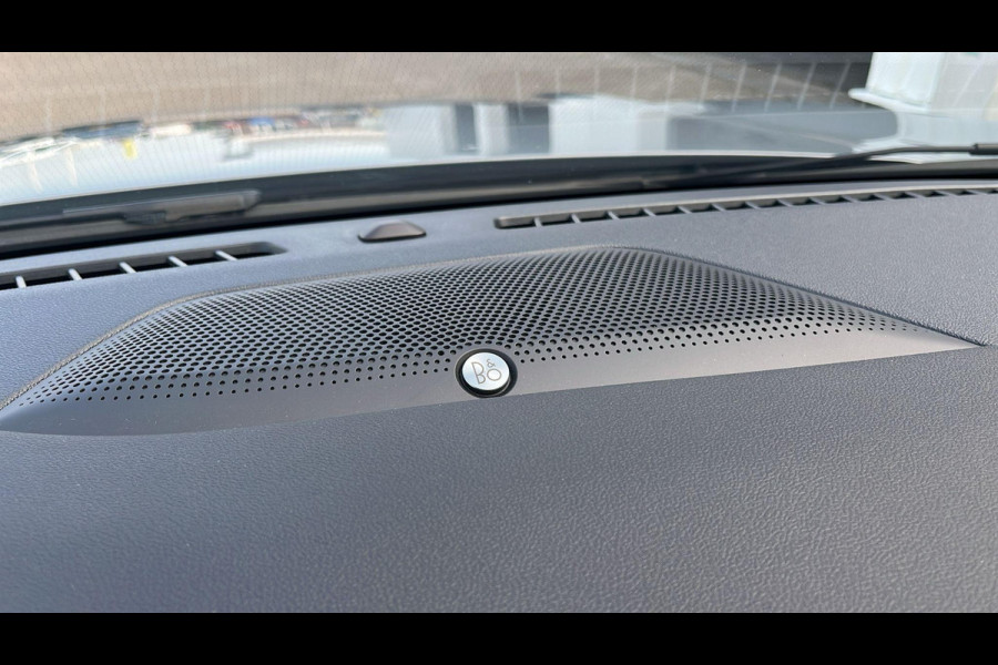 Ford Kuga 2.5 FHEV Active X 190pk | Driver Assistance Pack | Technology Pack | Winterpack | Panoramadak | All Weather Banden | Geen stekker nodig