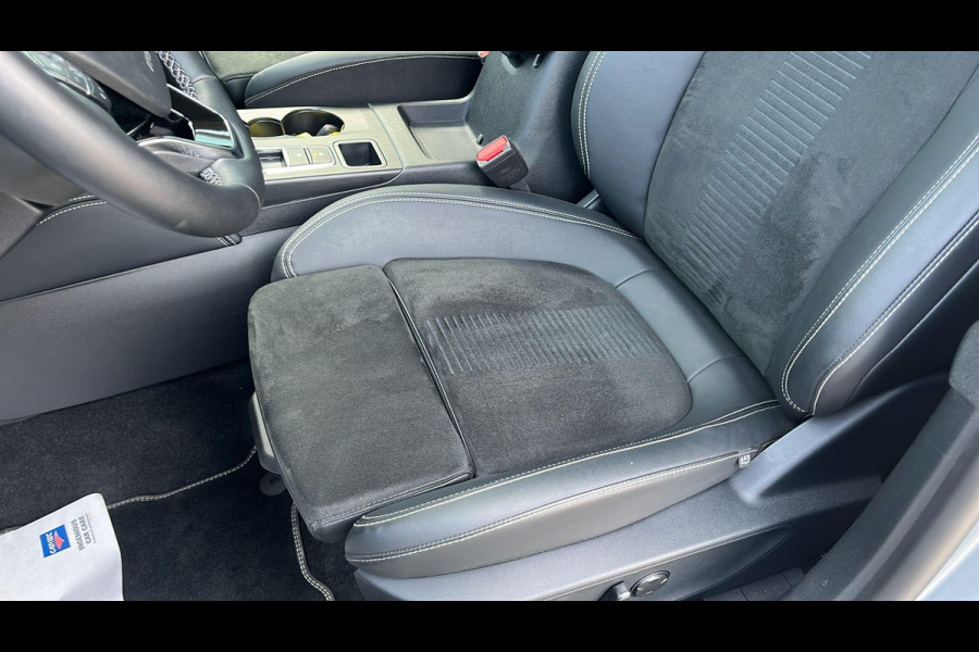 Ford Kuga 2.5 FHEV Active X 190pk | Driver Assistance Pack | Technology Pack | Winterpack | Panoramadak | All Weather Banden | Geen stekker nodig