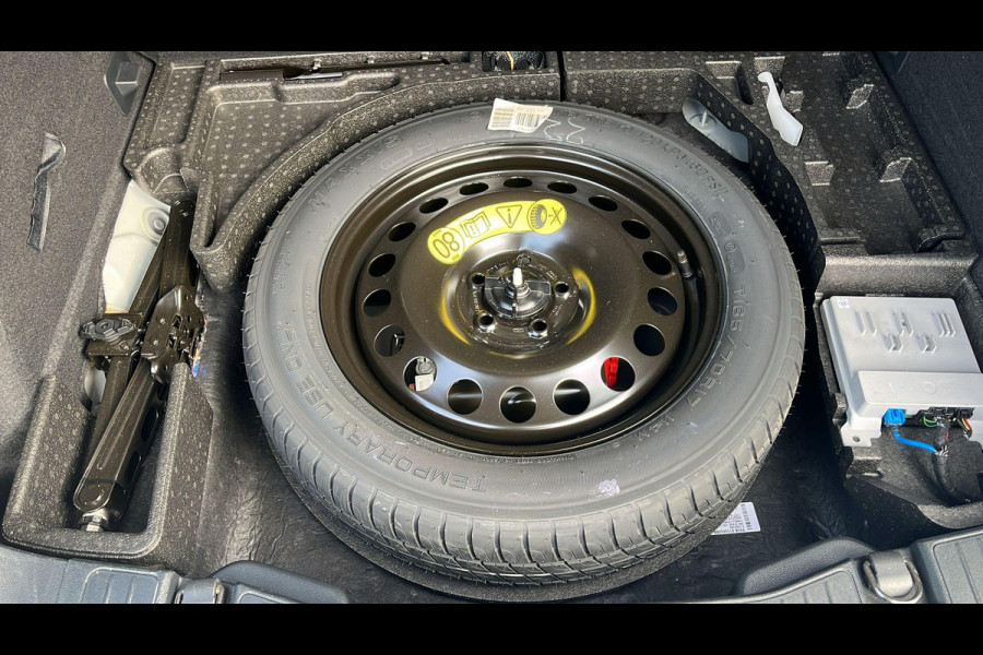 Ford Kuga 2.5 FHEV Active X 190pk | Driver Assistance Pack | Technology Pack | Winterpack | Panoramadak | All Weather Banden | Geen stekker nodig